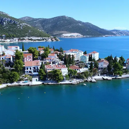 Mediterranean House * קלק